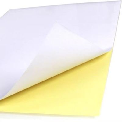 Zelfklevend thermisch stickerlabel voor gebruik op maat Stickerpapier Jumbo Roll
