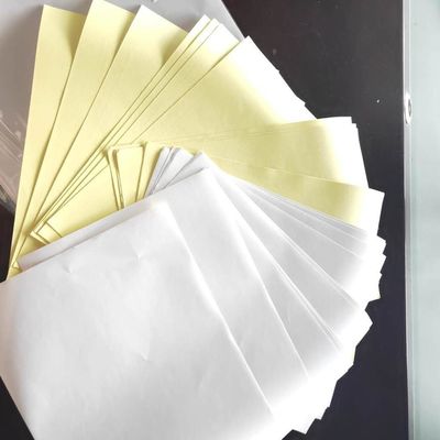 Warm smelten kleefpapier voor productetikettering en -branding