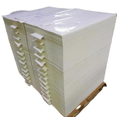 Warm smelten kleefpapier voor productetikettering en -branding