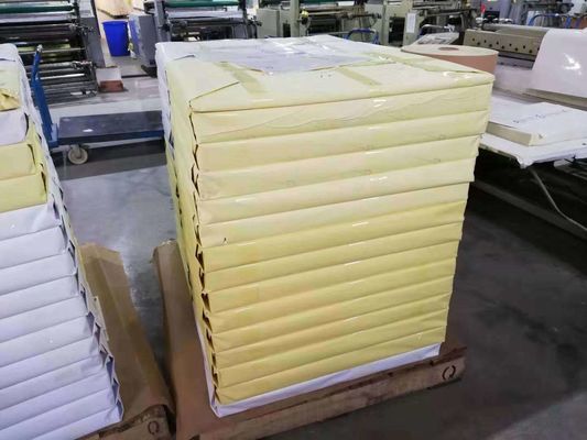 Aanbod op maat Geaccepteerd gegoten, bekleed zelfklevend papier voor etiketverpakkingen