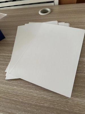 Gecoate 250-350 gms C2S/High Bulk Art Card voor afdrukken en verpakken