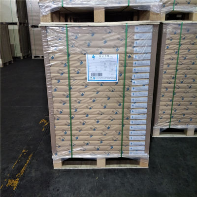 Cream Woodfree Offset Printing Paper in bulkverpakking 68/78/98gsm voor op maat gemaakte bestelling