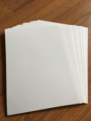 Gepersonaliseerd logo Geaccepteerd obligatiepapier/offset-printpapier met warm stempen afwerking