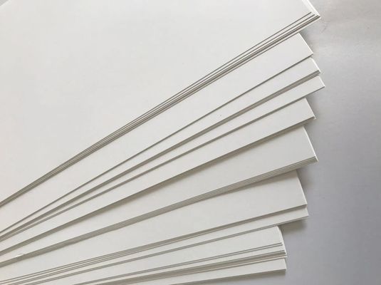 Witte C1S FBB Ivory Board GC1 210gm-400gm Eenszijdig bekleed papier voor broodjes Duurzaam