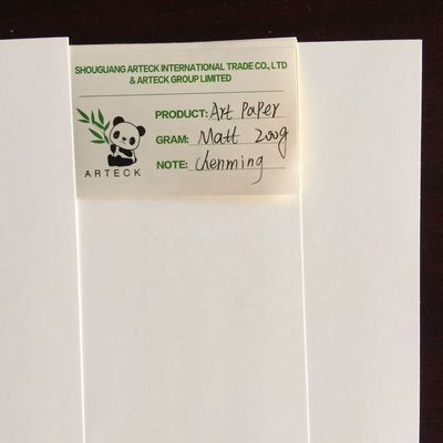 Pulp Type Chemisch-mechanisch Pulp C2s 80gsm-250gsm Kunstpapier mat in ream pakket