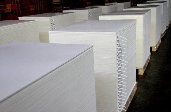 Kaolinit-gecoat wit vouwbaar kartonpapier voor milieuvriendelijke verpakkingen
