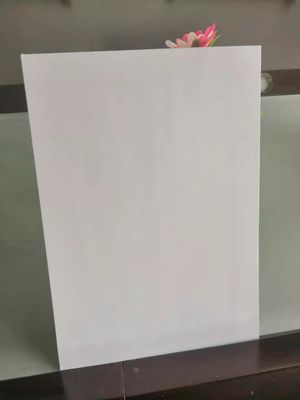 Virgin Pulp FBB C1S Ivory Card Paper voor het verpakken van bulk en andere cadeautjes