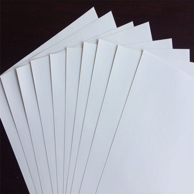 Offsetprinting Compatible Double Side Coated White C2S Glossy Art Paper voor brochures