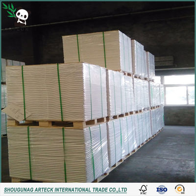 Kaolinite bedekt C2S kunstpapier van Snow Eagle perfect voor Bond papier van Top Mills.