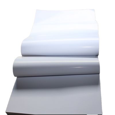 Materiaal van het product Wit gecoat C2s kunstpapier voor het drukken van tijdschriften 610 mm ROLL WIDTH