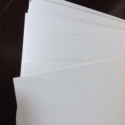 Chemisch-mechanische pulp 230/250/300GSM C1S Ivory Box Board in plaat met 100% houtpulp