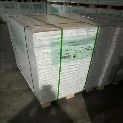 Aanpasbare verpakkingsoplossing Ningbo Fold FBB met wit houtpulpmateriaal